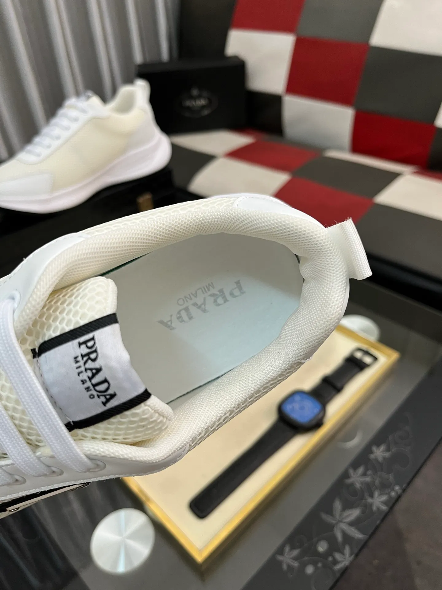Men's shoes 💰440⌚️⌚️ PRADA [Prada] popular men's shoes, casual shoes and sports shoes! High-end quality 🍀 The upper is made of imported original cowhide 💥 cowhide lining; the original molded outsole. The style is upright and elegant, comfortable and versatile💪 Three quality guarantees Size number: 38-44, 4️⃣ colors available